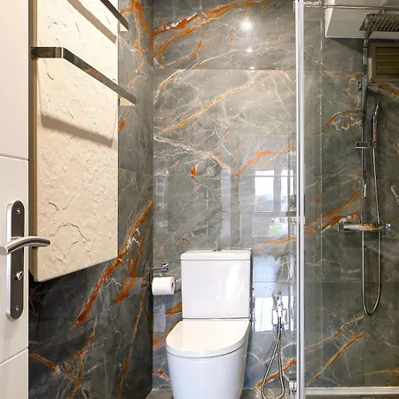 Playa De San Lorenzo Lägenhet *